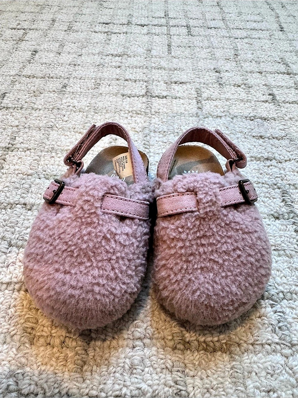 GAP toddler Pink Fuzzy slip ons Like New